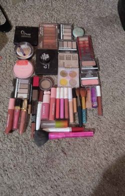 Makeup Bundle