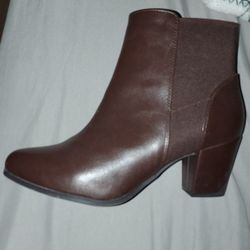 east5th Memory Foam Brown Boots