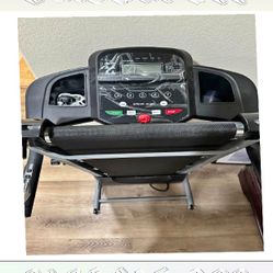 Life Fitness Treadmill Gym Level Exercise Equipment word whose