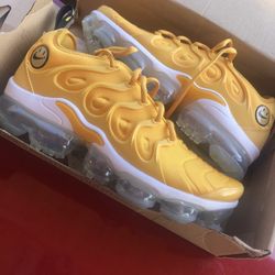 NIKE VAPOR MAX