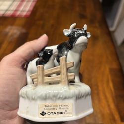 Vintage Otagiri Japan Mom Cow & Calf Music Box. 1977 