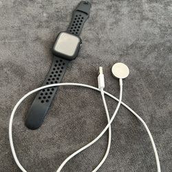 Apple Watch Series 5 44mm