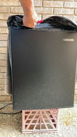 Mini fridge