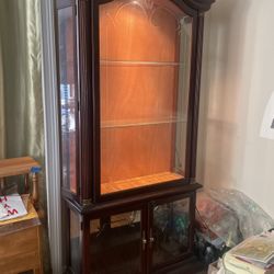 Beautiful Wooden China Cabinet With 4 Shelves & Light In Excellent Condition And Quality Not Any Stretches  