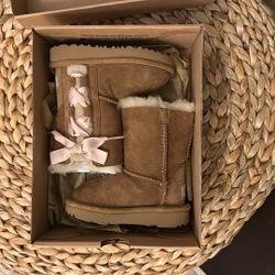 Treadlite By Ugg