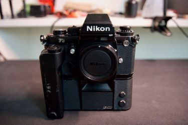 Nikon F3 (Read Description)