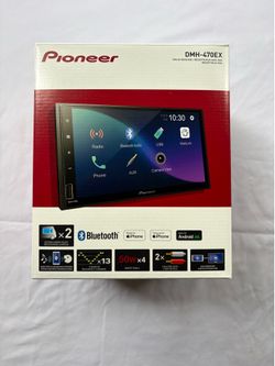 Pioneer touchscreen radio