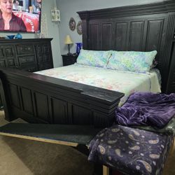 Isabella Blk Bed Room Set