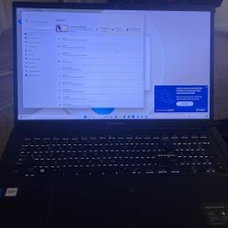Asus ViviBook 17 