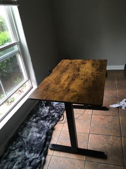 Perfect desk for college or arts!