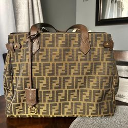 FENDI TOTE BAG 