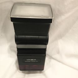 Minolta Maxxium 4000AF Shoe Mount Flash w/ Case