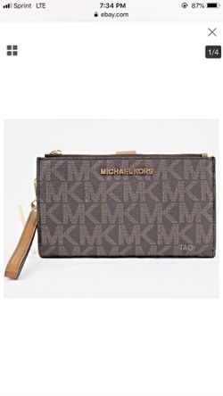 Brand new Michael Kors PENDING PICK UP!