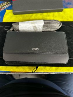 Tumi - Crossbody