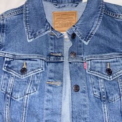 Women’s Levi’s Denim Jacket