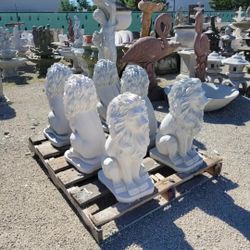Concrete Lion Statue 