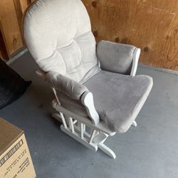 Rocking Chair 