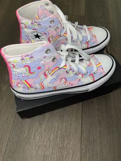 Converse shoes pink