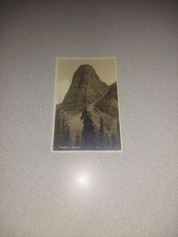 RARE VINTAGE 1910'S TOWER OF BABEL LAKE LOUISE UNUSED POSTCARD