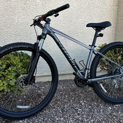 Specialized Rockhopper BIKE