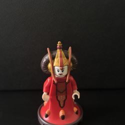 Lego Queen Amidala from Lego Set 9499 Great Condition