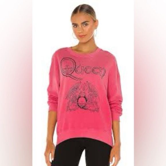 DAYDREAMER Classic Queen Crest Sweatshirt