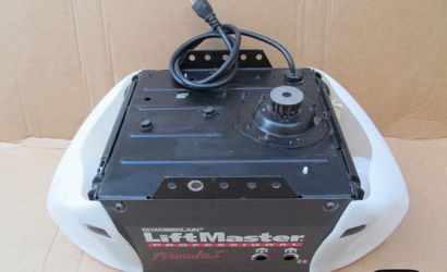 LiftMaster formula 2 motor very quiet and excellent condition
