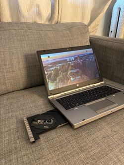 14 INCH HP LAPTOP WITH WINDIWS 11
