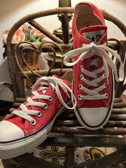 Kids- Converse Chuck Taylor All Star OX- Size 5