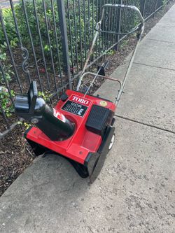 Toro CCR 2000E Single-Stage Snow Blower – Runs Great