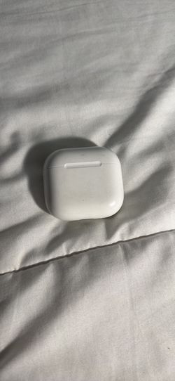 AirPod 4 Case Only