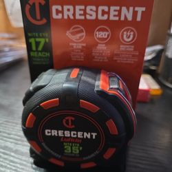 Crescent Lufkin 1-1/4 Inch x 35 Ft. SHOCKFORCE NITE EYE Magnetic Tape Measure