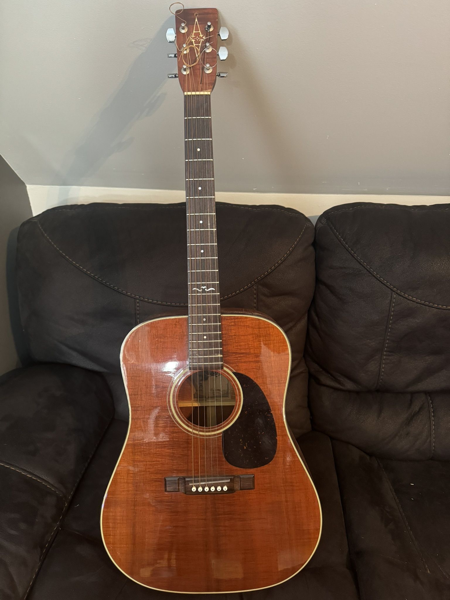 Gibson Guitar Alvarez 5040