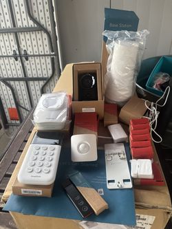 SimpliSafe Brand New Security System