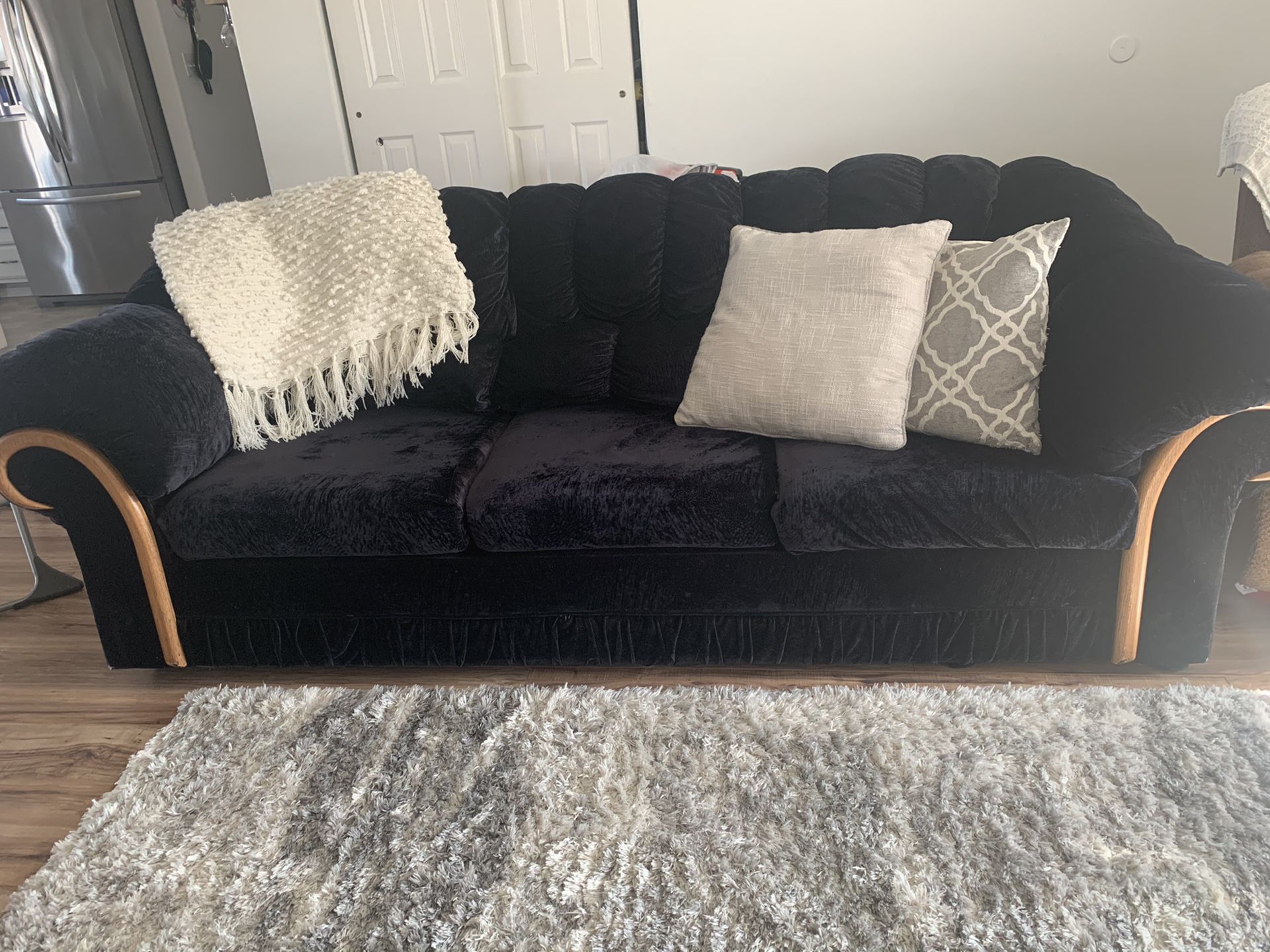 Couches/ Sofa set