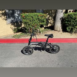 Swagtron Swagcycle EB-5 Plus Folding Electric Bike