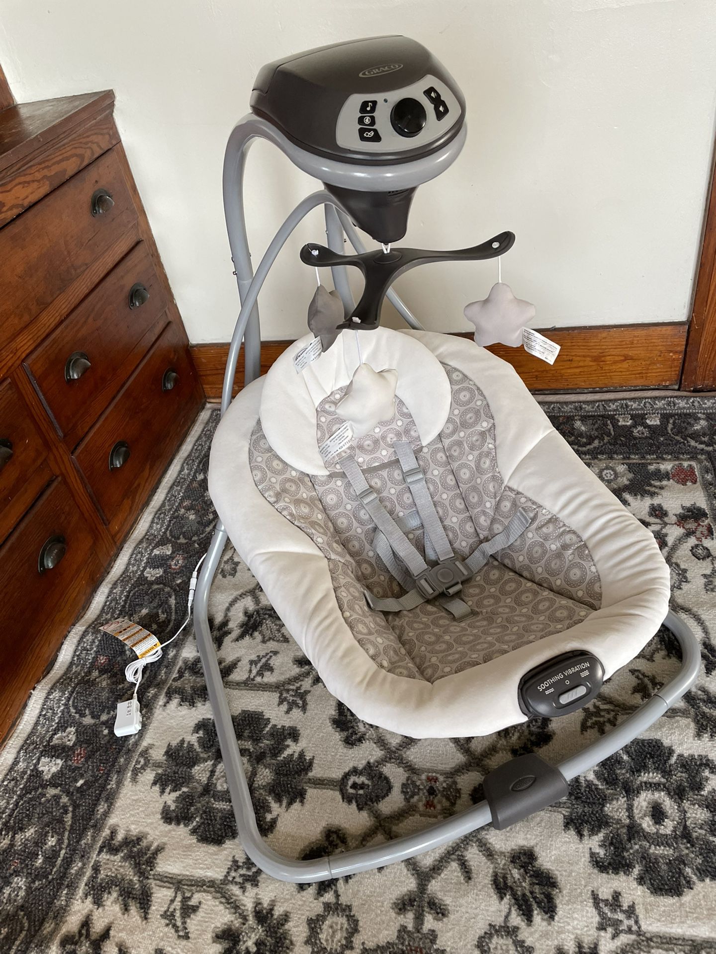 Graco Baby Swing With Music And Soothing Vibration