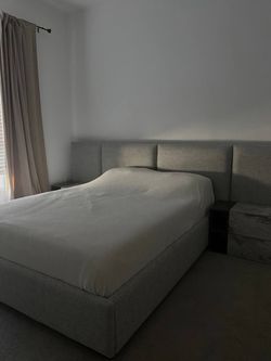 Modern Queen Bed with 2 Nightstands. Excellent condition