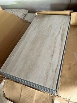 Vinyl plank flooring (1 box; 28 sq ft)