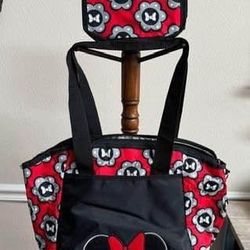Disney Minnie Mouse Diaper Tote Bag with Matching Wristlet $10 