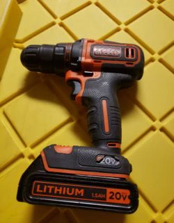 Black & Decker BCDCD220 Drill W/ Battery