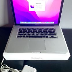 Apple Macbook Pro 15” i7 Laptop - 8GB RAM, 320GB HD