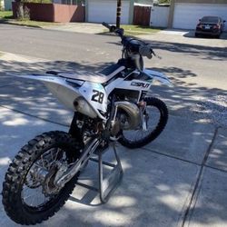 dirt bike