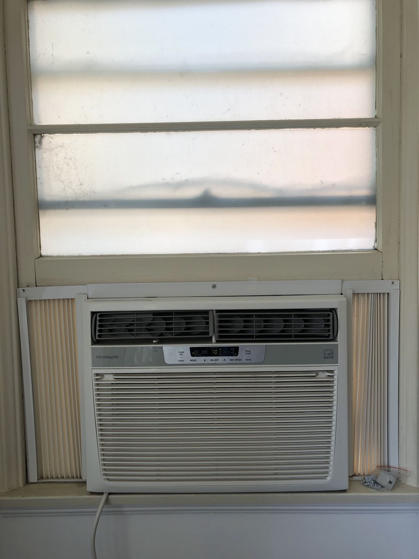 Frigidaire Window AC - 15,100 BTU