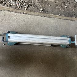 Saw Stand by Makita
