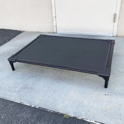 Brand New $30 Large Size, Elevated Dog Bed Breathable Raised Pet Bed Cot Indoor Outdoor 39”x28”x6”