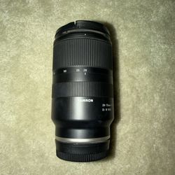 Tamron 28-75mm F/2.8