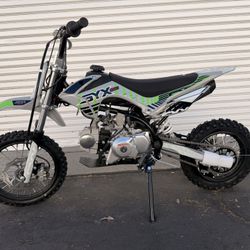 2025 Model 125cc Fully Automatic Gas Dirt Bike$1299
