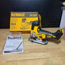 DEWALT 20V MAX XR Cordless Barrel Grip Jigsaw (Tool Only)
