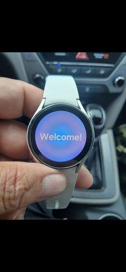 Samsung Galaxy Watch 4 whit Handles new's